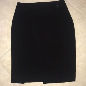 Black skirt with back slit